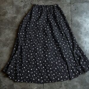 Liz Claiborne Black Floral A-Line Skirt